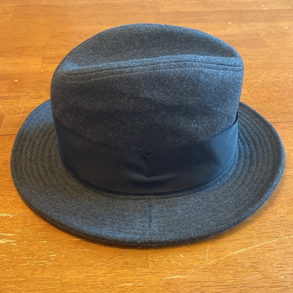 Free People Womens OS Felt Wool Blend Fedora Brim Hat Grey Black Ribbon Trim - Picture 3 of 9